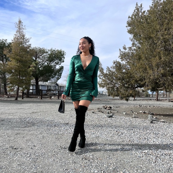 Green - Picture 7 of 7